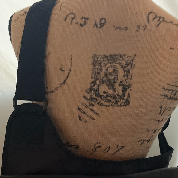 AXIZ GROUP MESSENGER BAG OR MANBAG - Picture 5 of 6